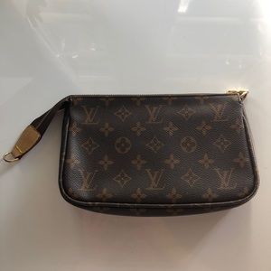 Louis Vuitton clutch